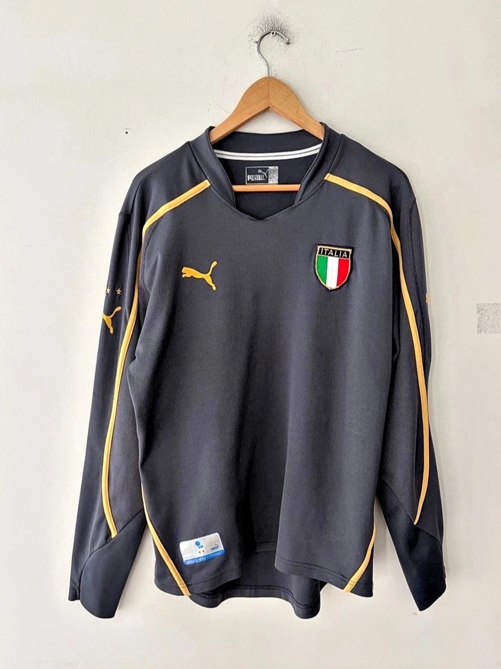 Vintage Puma 2003-04 Italy National Team Goalkeeper Jersey Size L
